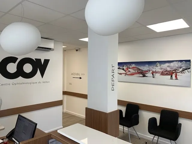 Espace accueil et sortie du centre